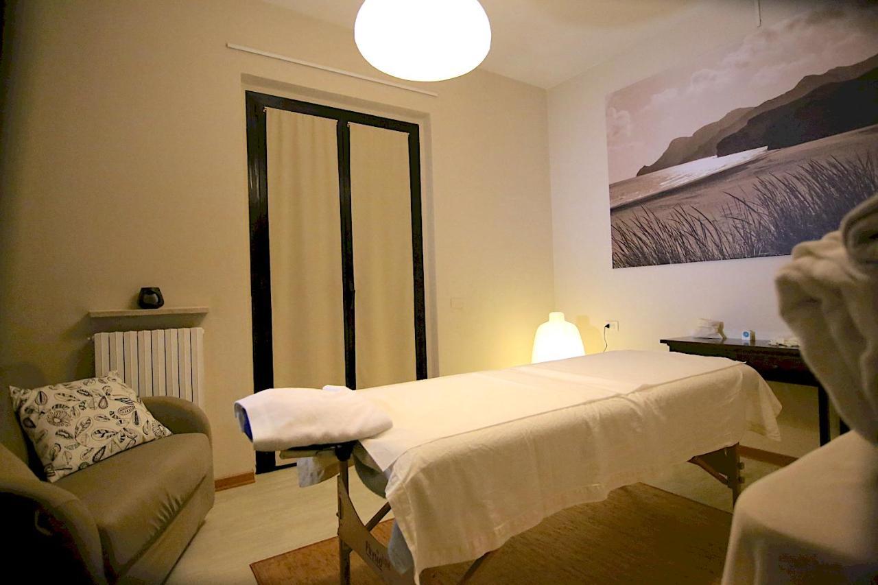 Enjoy Garda Hotel Пескиера дел Гарда Екстериор снимка